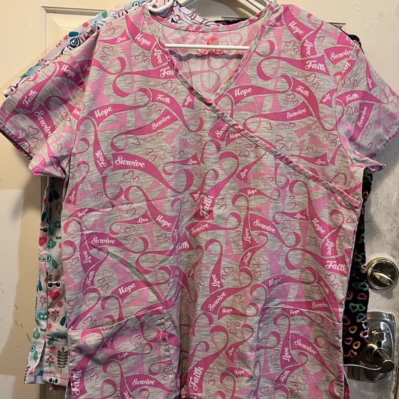 SCRUB UNIFORM TOPS - Picture 5 of 7